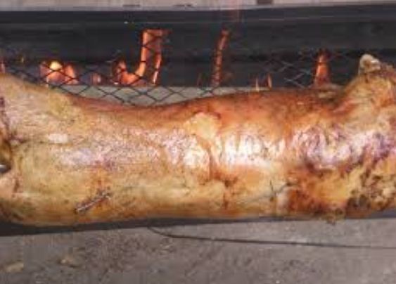 Rôtisserie au feu de bois ou vous voulez